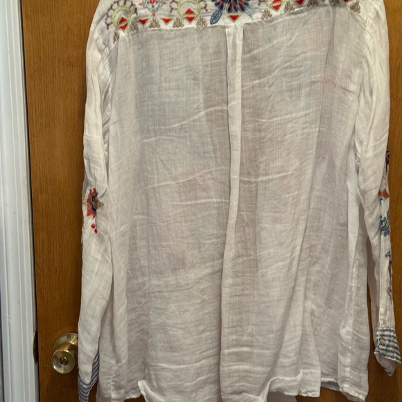 Floral Embroidered White and blue blouse - Picture 2 of 5